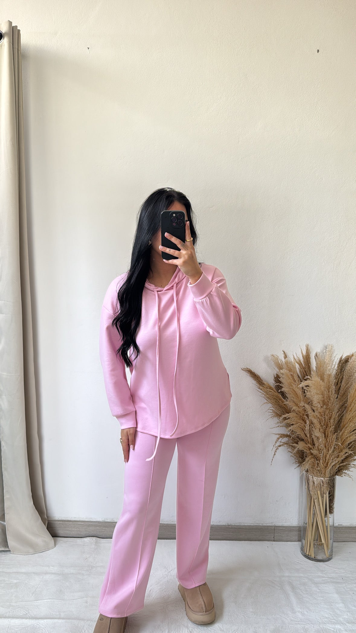 Fato de treino rosa com capuz