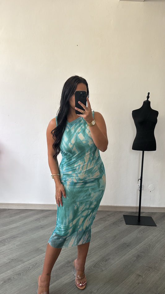 Vestido midi justo estampado tie-dye turquesa
