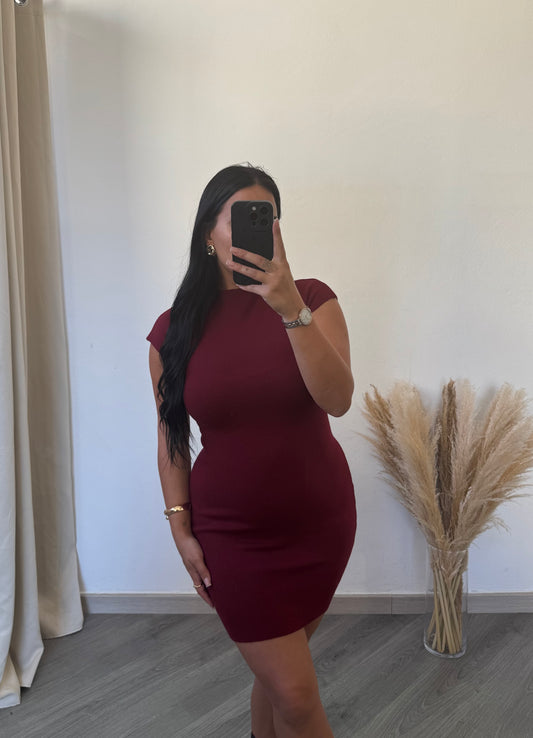 Vestido curto justo - BORDÔ