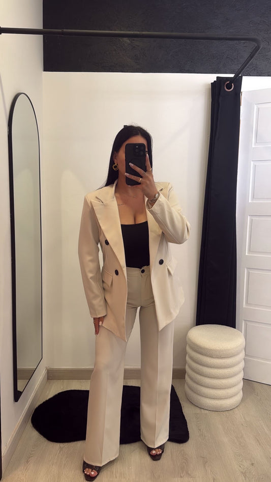 Fato elegante bege