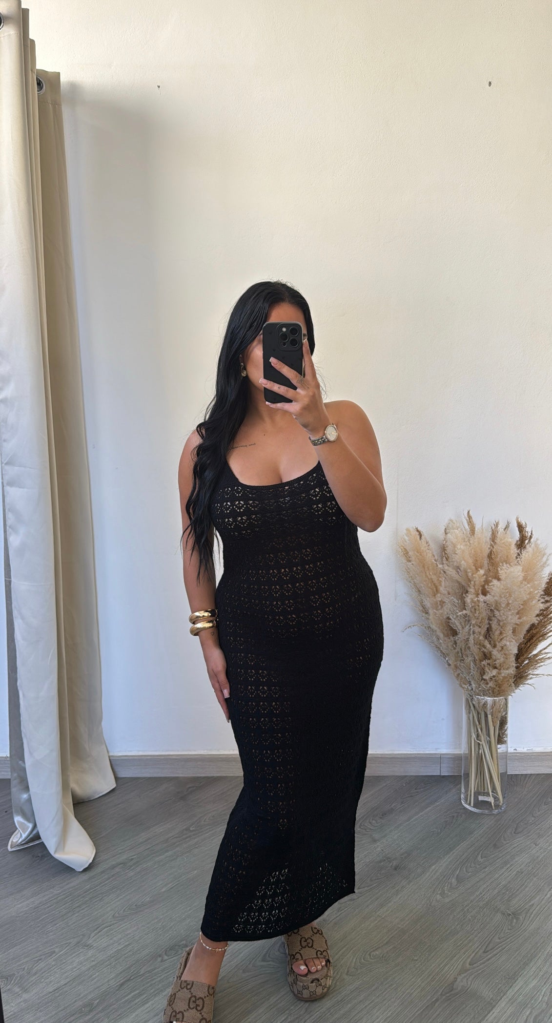 Vestido longo em crochê preto
