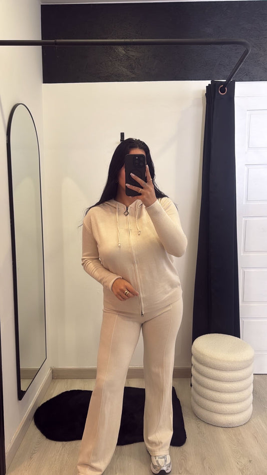 Conjunto em malha com capuz - bege