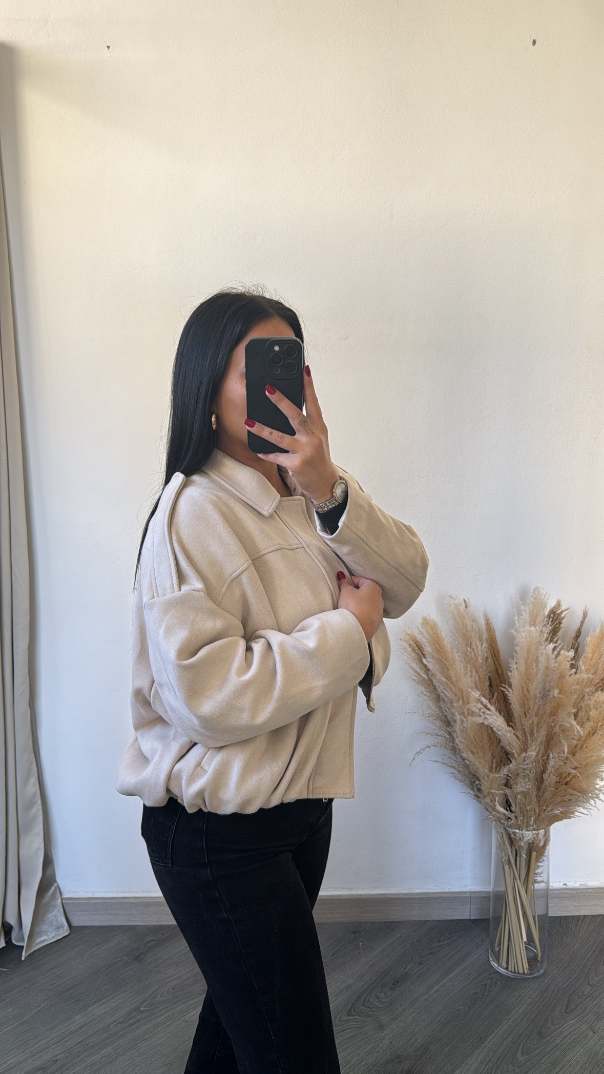 Bomber bege em camurça