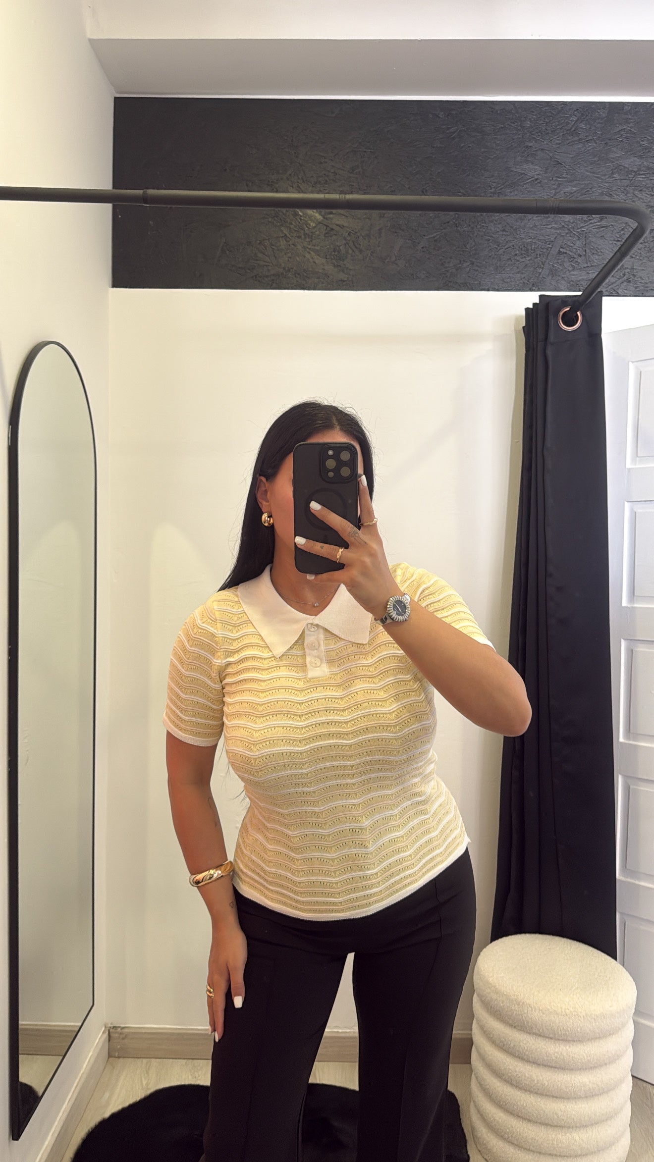 Polo em tricô- amarelo