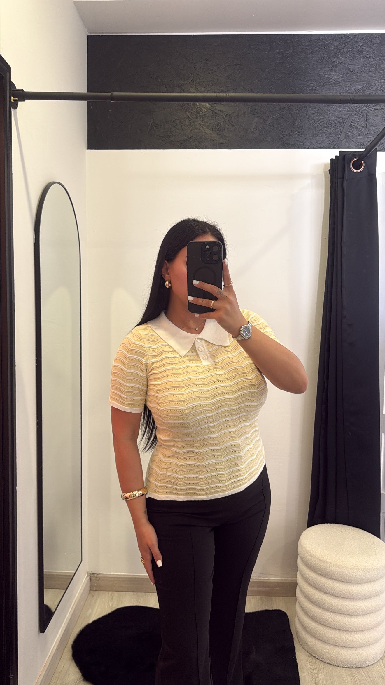 Polo em tricô- amarelo
