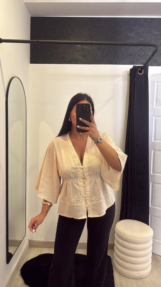 Blusa Efeito Linho com Renda - bege