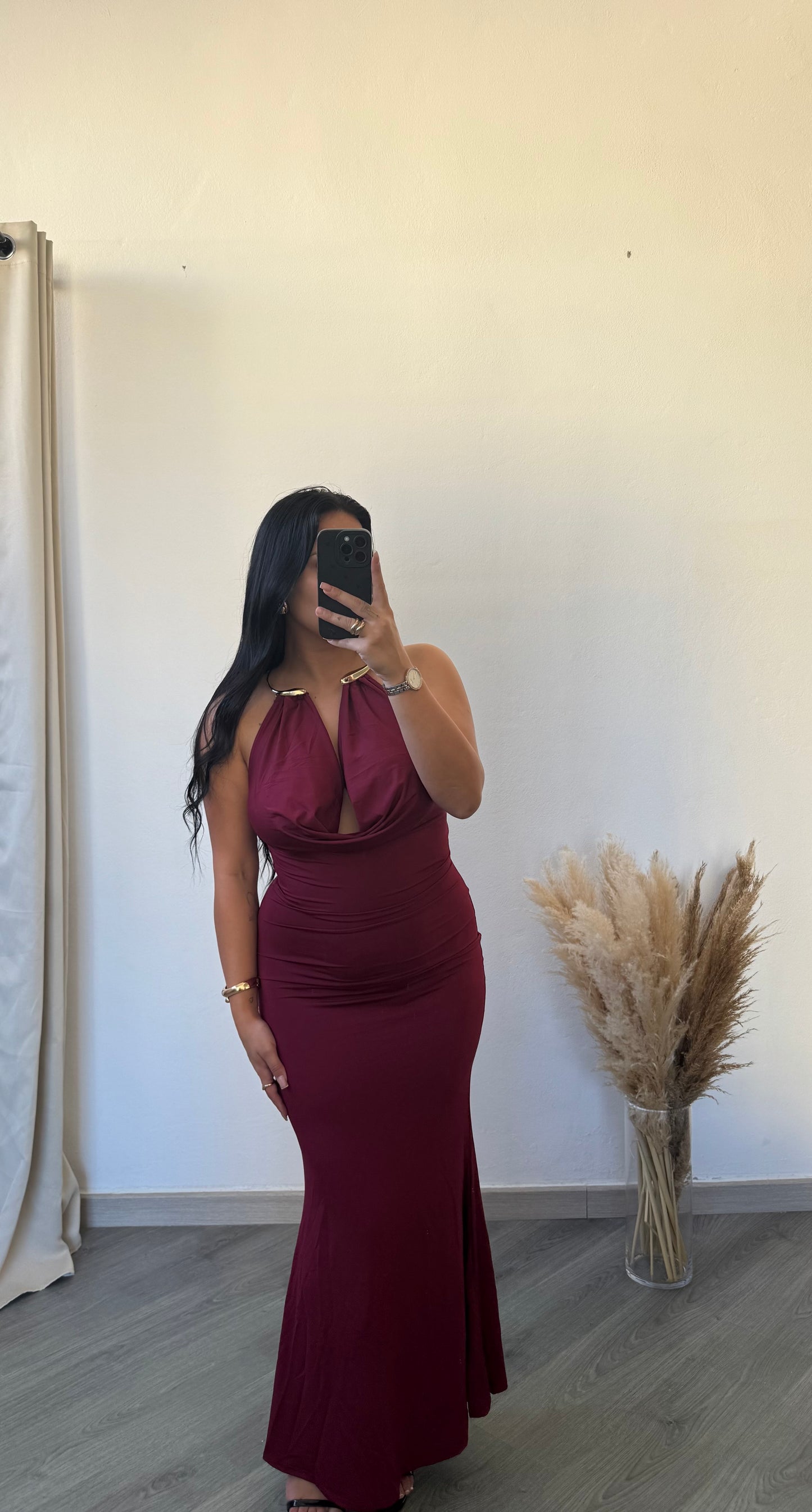 Vestido longo bordô elegante