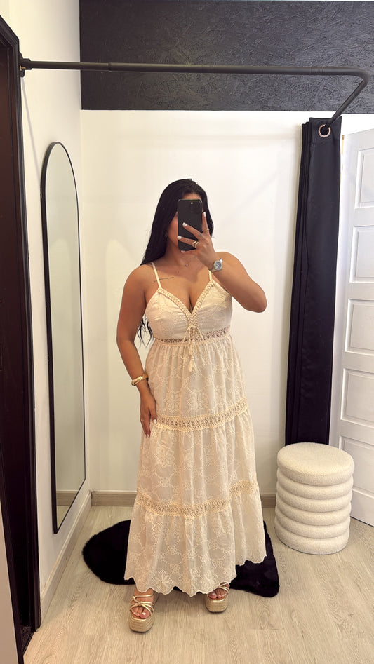 Vestido comprido bordado