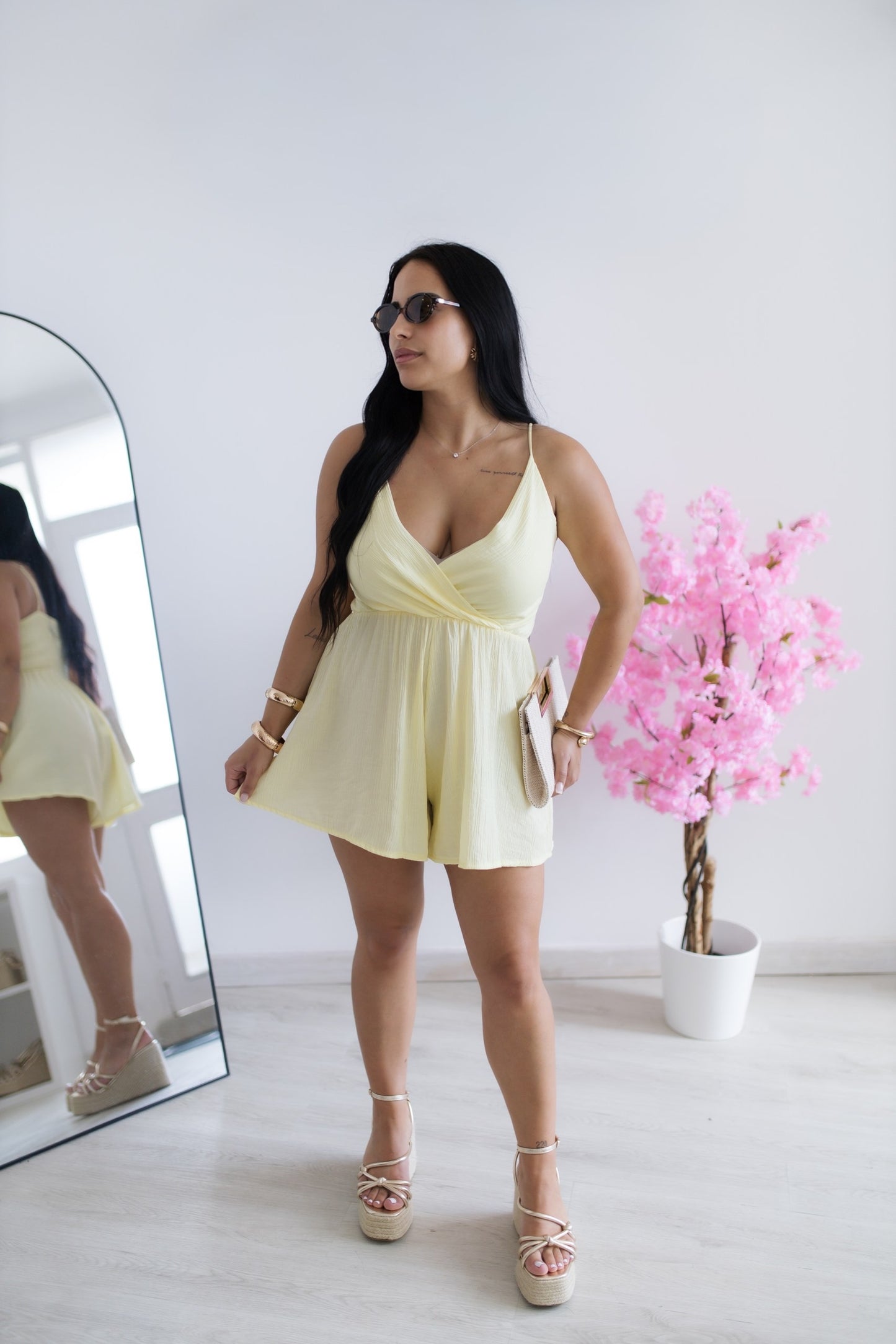 Macacão curto Serena - amarelo