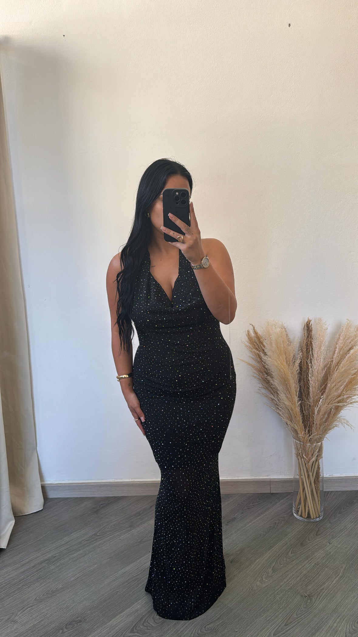 Vestido longo preto com brilho