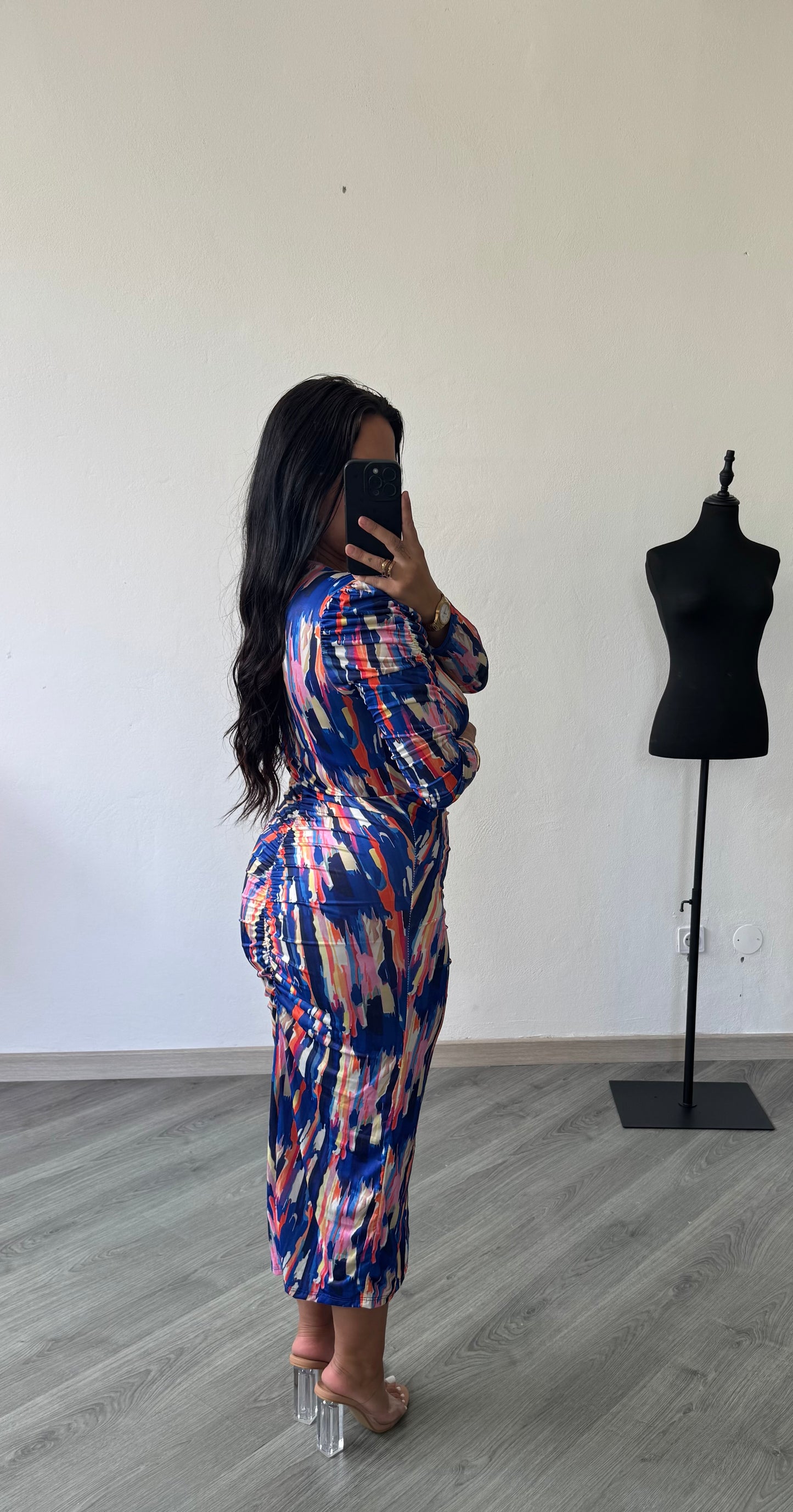 Vestido midi colorido