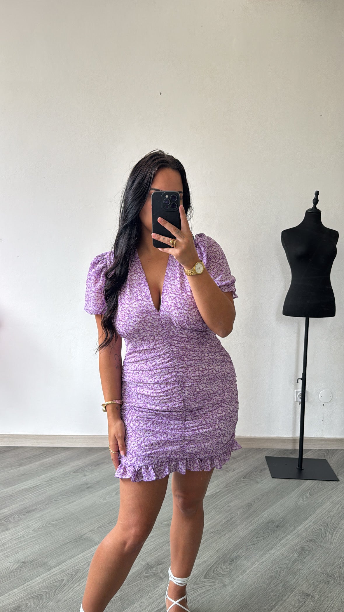 Vestido tule estampado floral lilás